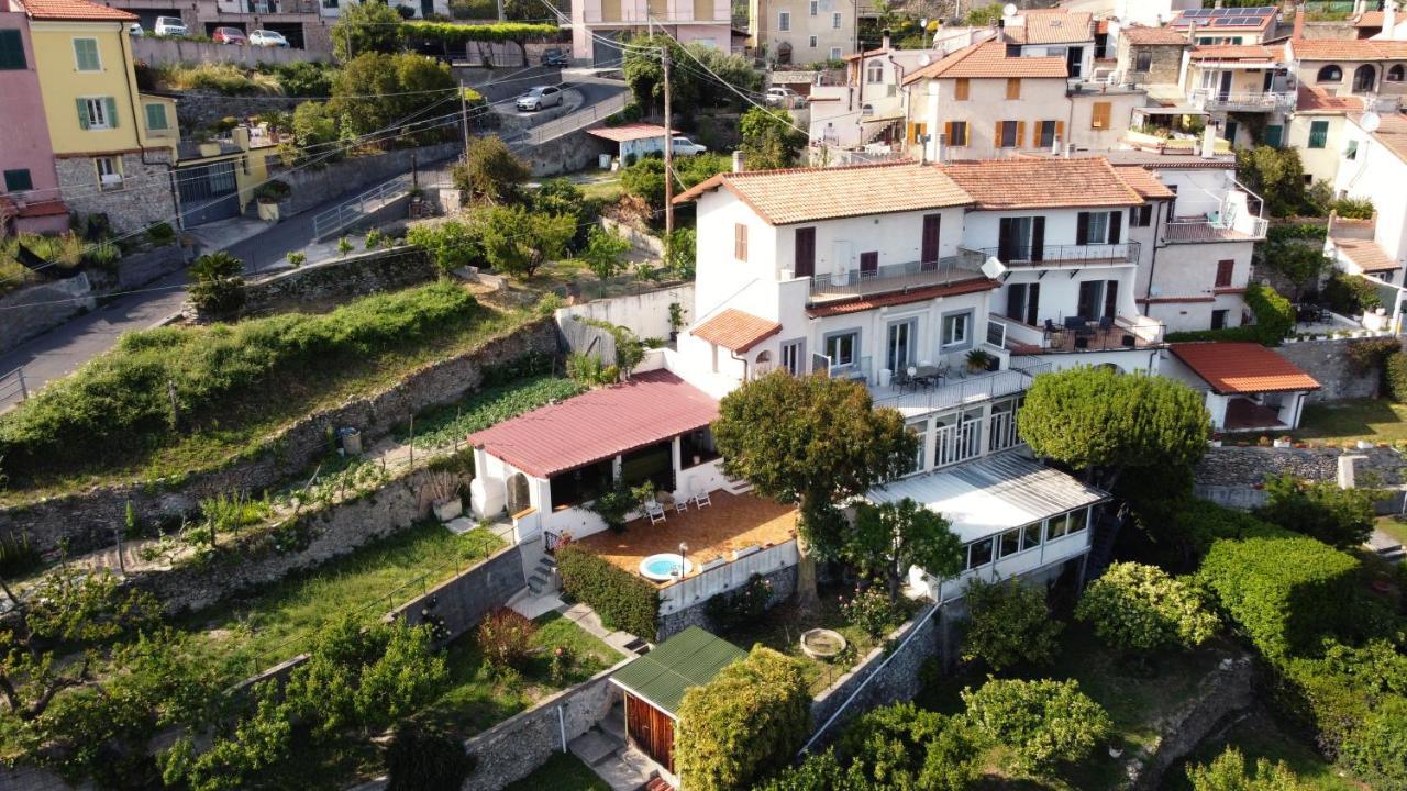 Ampi Terrazzi E Parcheggio - Relax In Villa Bardino Nuovo Экстерьер фото